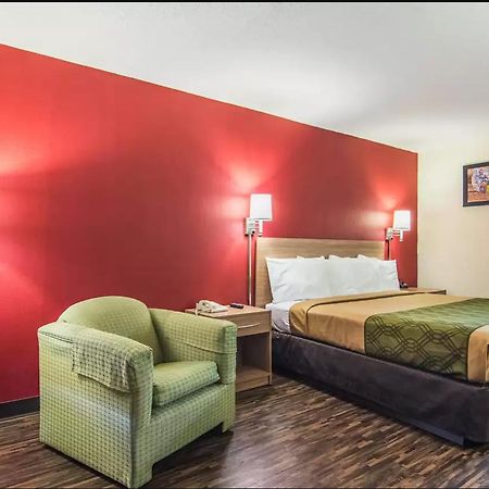 Econo Lodge Fort Payne Bagian luar foto