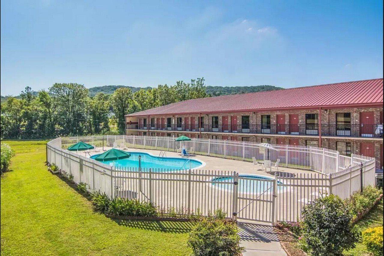 Econo Lodge Fort Payne Bagian luar foto