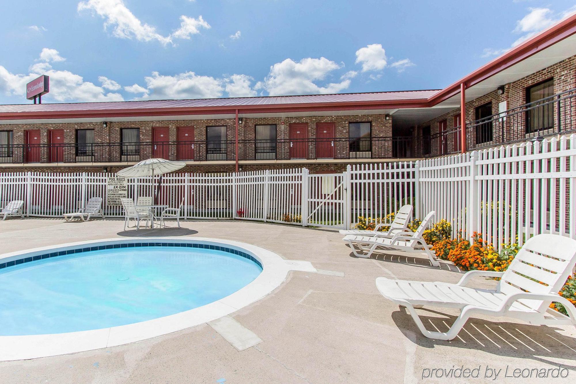 Econo Lodge Fort Payne Bagian luar foto