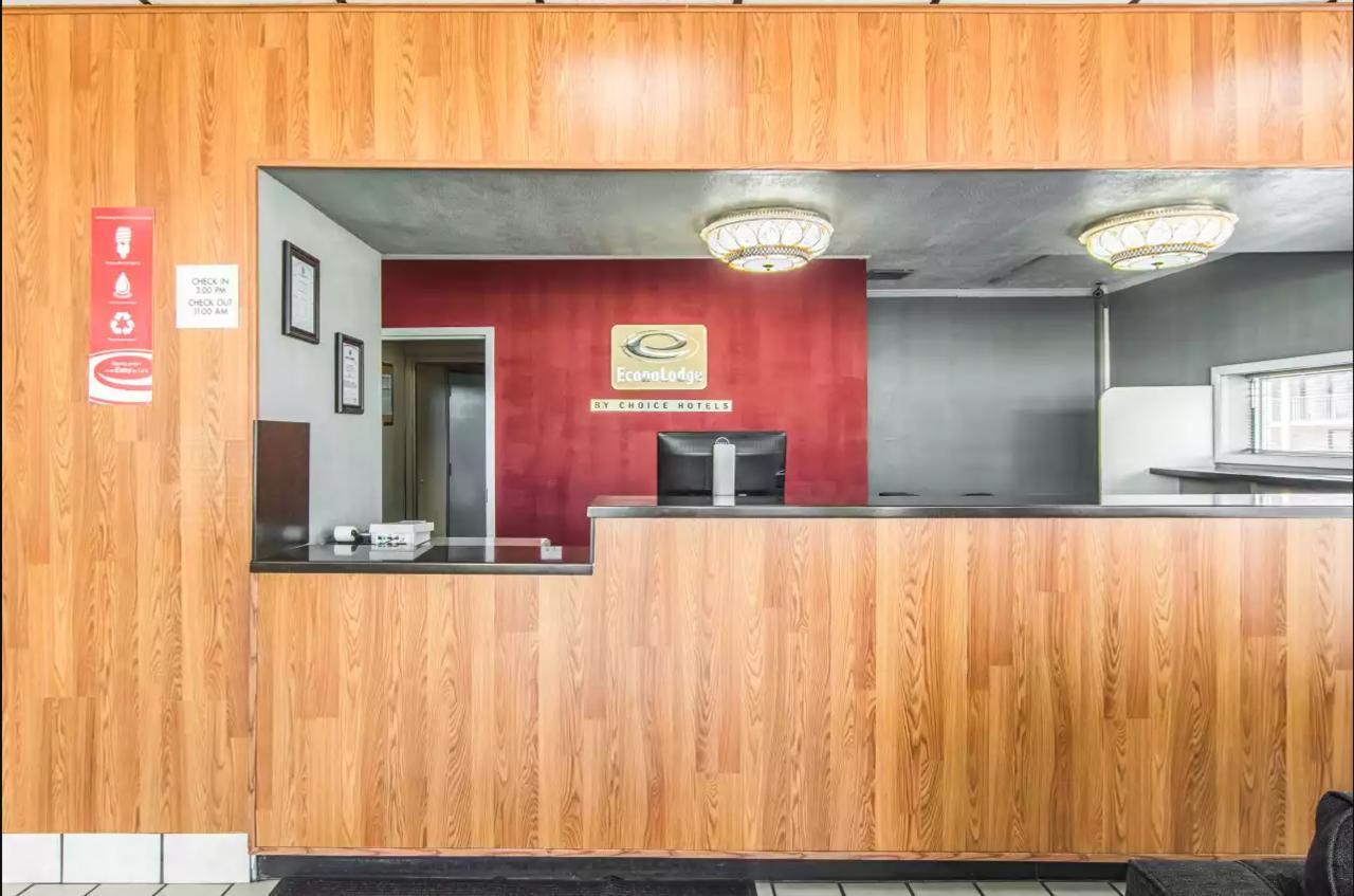 Econo Lodge Fort Payne Bagian luar foto