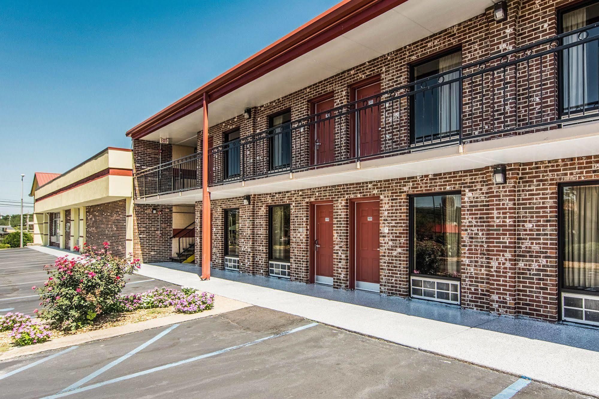 Econo Lodge Fort Payne Bagian luar foto