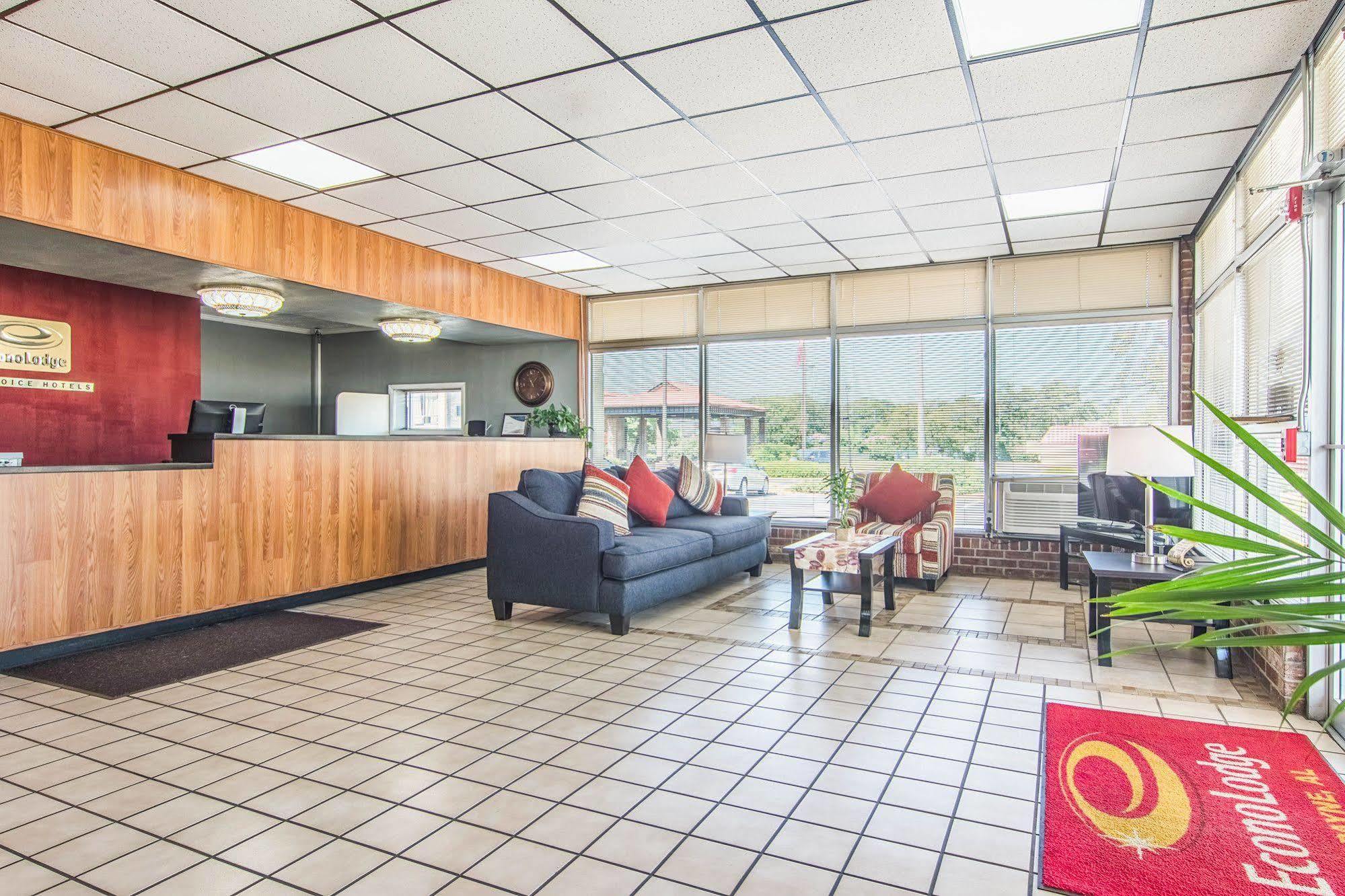 Econo Lodge Fort Payne Bagian luar foto