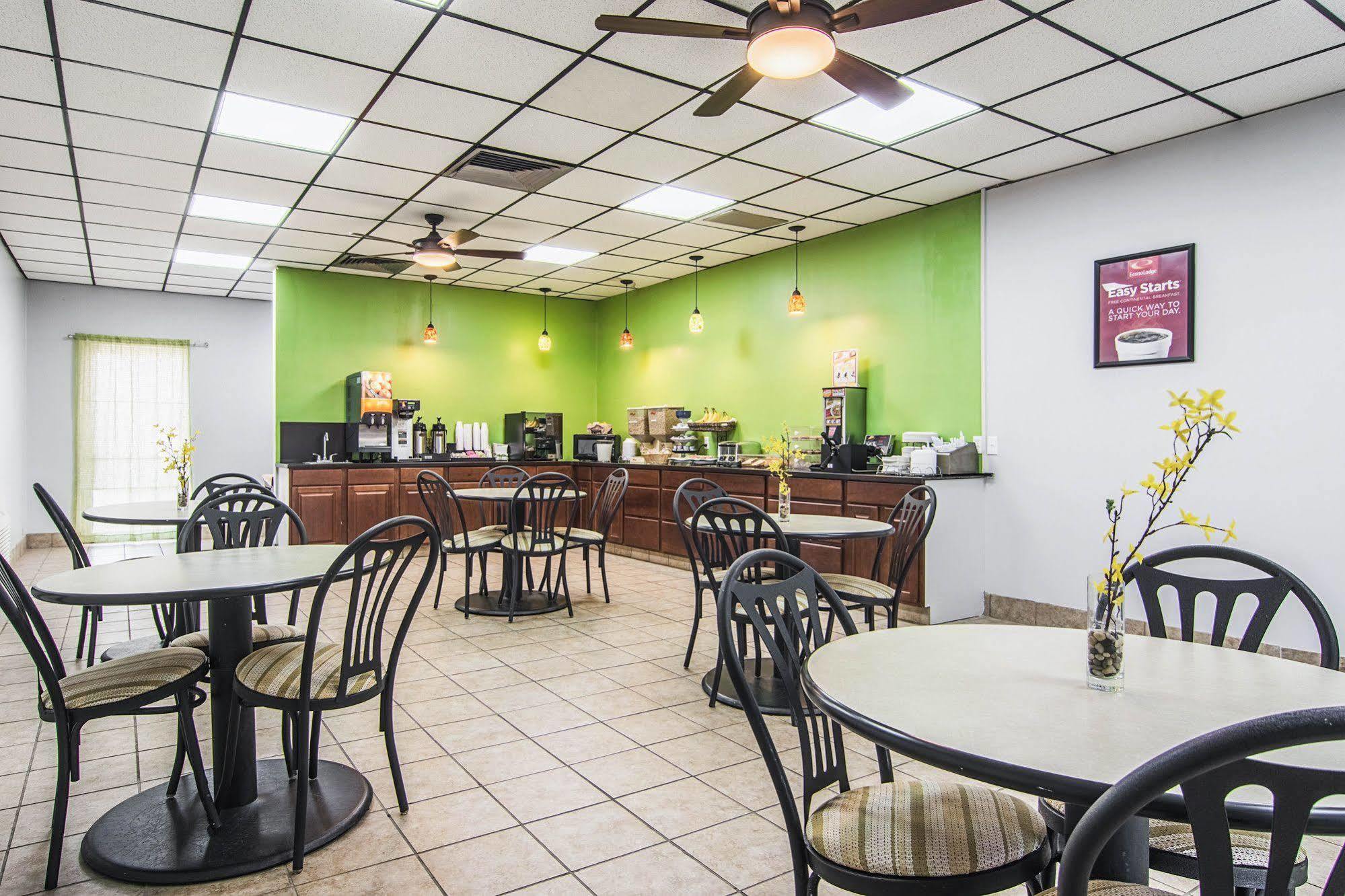 Econo Lodge Fort Payne Bagian luar foto