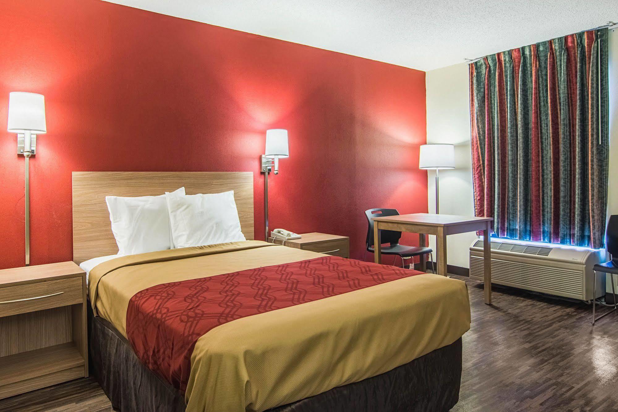 Econo Lodge Fort Payne Bagian luar foto
