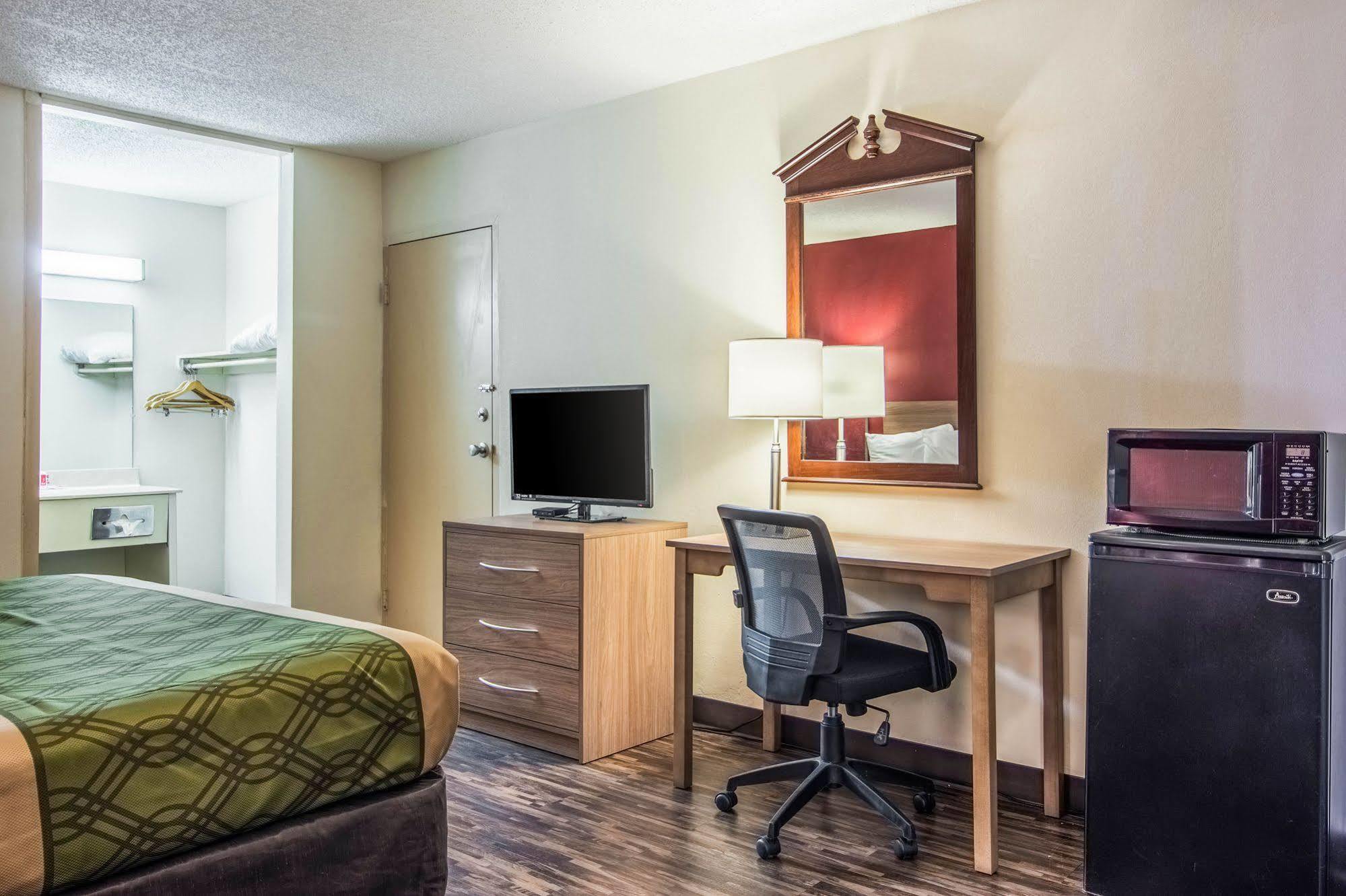 Econo Lodge Fort Payne Bagian luar foto